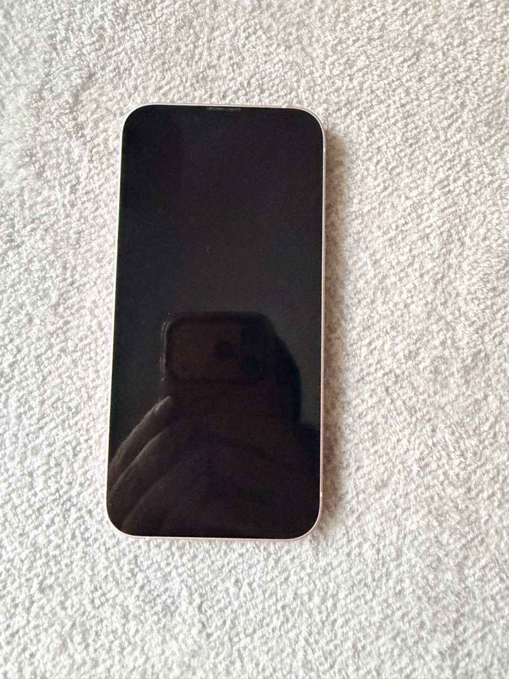 Apple iPhone 13 Pink 128 GB T-Mobile - Picture 3 of 6
